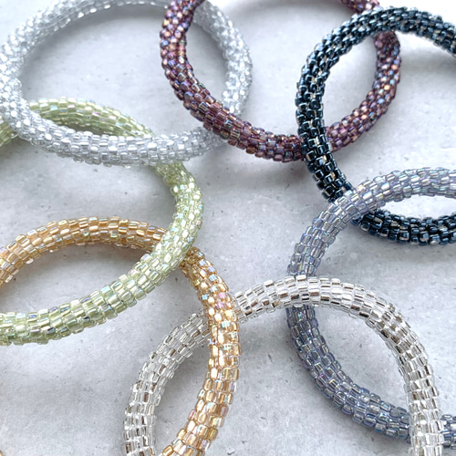 Dazzle Collection】ビーズクロッシェブレスレット[crystal