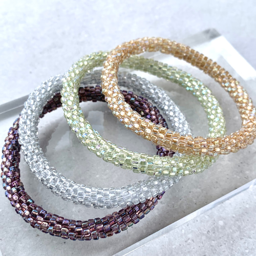 Dazzle Collection】ビーズクロッシェブレスレット[crystal