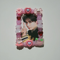 ホイップデコ　トレカケース　硬質ケース　韓国　ピンク　B8　リボン　くま　樹脂　レジン 1枚目の画像