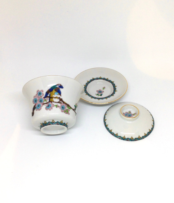 九谷紋様『桜に鳥』の中国茶器　蓋碗　カップ&ソーサー 6枚目の画像