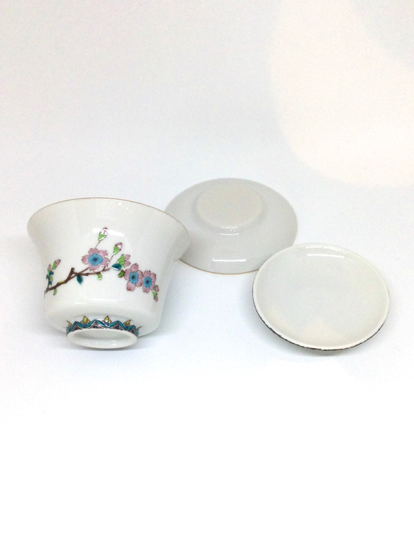 九谷紋様『桜に鳥』の中国茶器　蓋碗　カップ&ソーサー 5枚目の画像