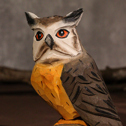 【中古】 木製フクロウ 木彫り プレゼント ギフト 動物 置物 バスウッド 彫刻