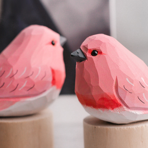可愛い ピンク色の鳥 り バスウッド 置物 動物 ギフト プレゼント