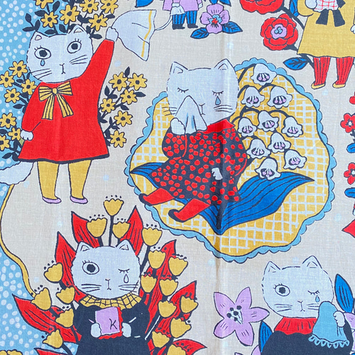 ネコちゃんの涙のハンカチーフ』北岸由美 大判 猫 (赤/ピンク/ベージュ