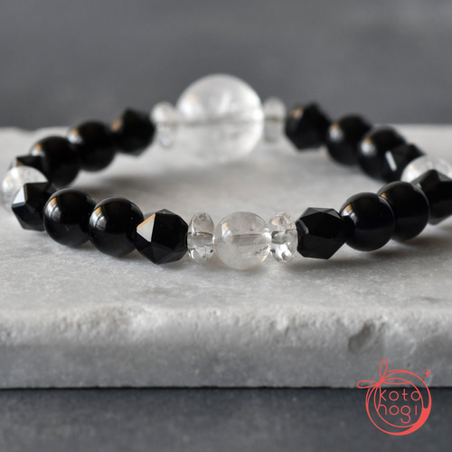 お守り ブレスレット＊天然石 モリオン ガネーシュヒマール 水晶 数珠