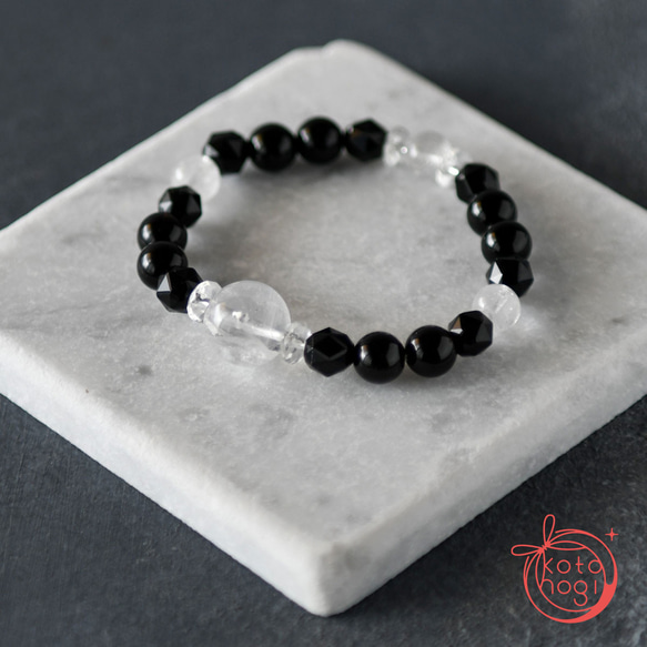 お守り ブレスレット＊天然石 モリオン ガネーシュヒマール 水晶 数珠