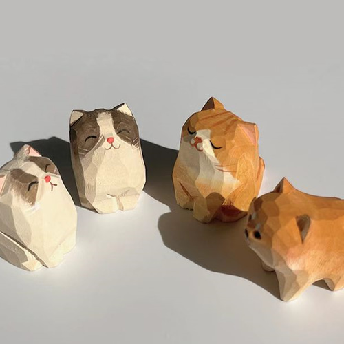 めっちゃ可愛い！ 木彫りのオレンジ猫と柴犬 置物 ギフト プレゼント