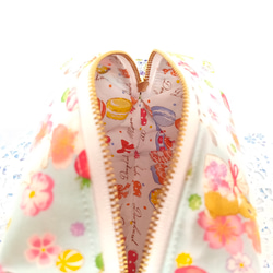 キャラメルポーチ(桜と和菓子とうさぎ・ブルー) 5枚目の画像