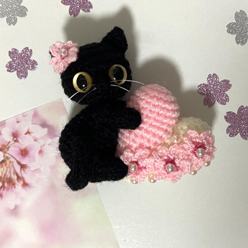 黒猫の桜ハート♡キーホルダー・ストラップ・ボールチェーン
