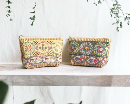 カゴバッグ素材のカゴポーチ インド刺繍/大きめサイズ/マルチポーチ【2