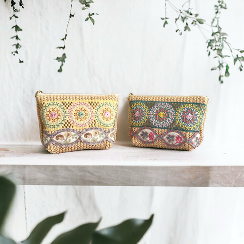 カゴバッグ素材のカゴポーチ インド刺繍/大きめサイズ/マルチポーチ【2