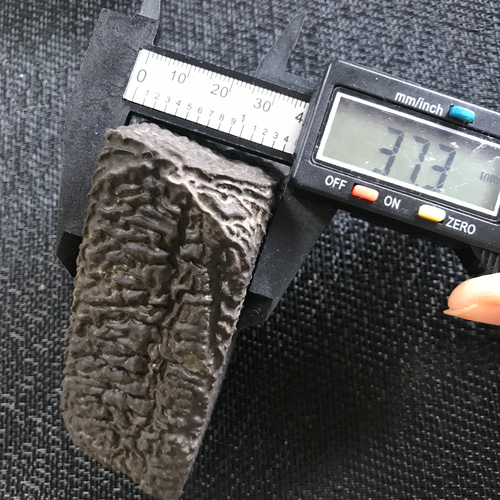 ゴビ石−1228 泥石　原石　『三角』 ゴビ石−1228 泥石 原石 『三角』 その他置物 KIKI 通販