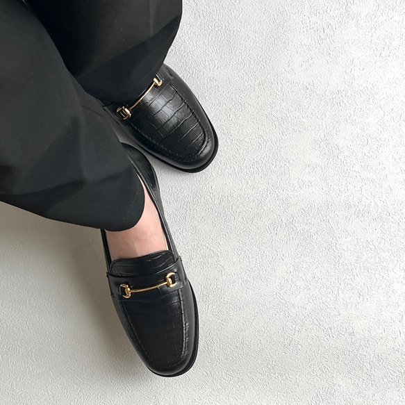 美品 ミハマ ビットローファー パンプス 金具 23.5 黒 クロコ