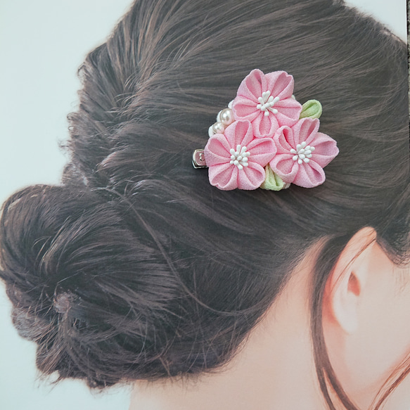 つまみ細工 桜のコサージュ 2wayブローチ 10枚目の画像