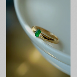 24-4 受注製作 上品 グアテマラ産 高氷種 濃陽緑 天然本翡翠 k18金ゴールド リング 指輪 覆輪留め 天然ダイ 6枚目の画像