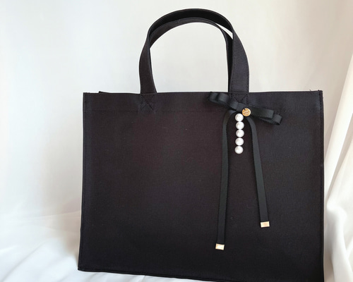 パールでお上品♡ たらりんリボンバッグ ブラック A4サイズ 横型
