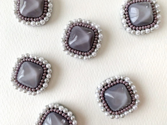 【SALE❤️】水面カボションイヤリング(グレー) 7枚目の画像