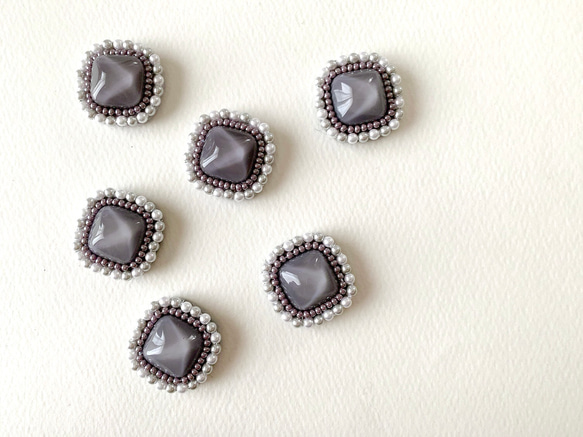 【SALE❤️】水面カボションイヤリング(グレー) 6枚目の画像