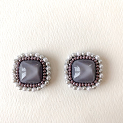 【SALE❤️】水面カボションイヤリング(グレー) 3枚目の画像