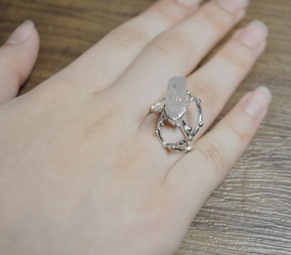 Silver925・水晶の指環：《いつかユニコーンになる指環》 2枚目の画像