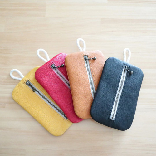 本革ファスナー付ポケットティッシュケース＊ピッグレザー黒＊ループ