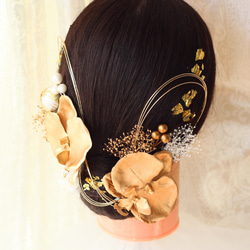 new⭐︎ゴールドの胡蝶蘭　ヘッドパーツ　成人式 水引アレンジ 卒業式 髪飾りプリザーブドフラワー 金箔 3枚目の画像