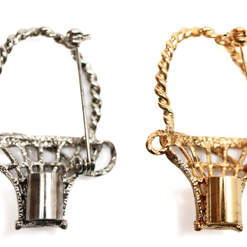 花かご型ブローチ台・ゴールドと銀色 金具・チェーン Ms beads