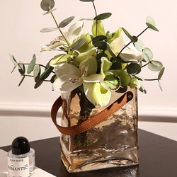 琥珀色のトートバッグ型花瓶 フラワーベース インテリア ガラス素材 ユニーク ch-329 5枚目の画像