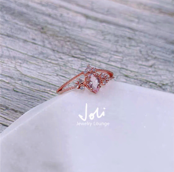 フラワーダンス】天然モルガナイト ペアシェイプ ドロップ キラキラ