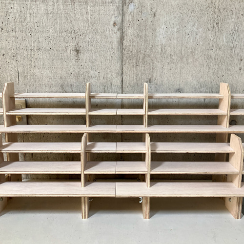 什器 低段差ひな壇6段/50幅/4.5差/普通合板〈上質材〉 小物用 什器 低段差ひな壇6段/50幅/4.5差/普通合板〈上質材〉 小物用