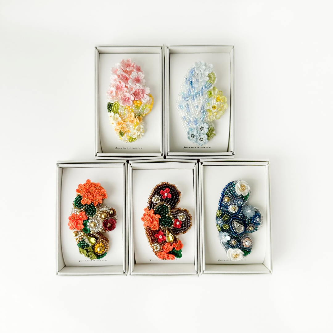 新作追加『 四季のブローチ 』一点もの｜レース編み｜ビーズ刺繍｜贈り物｜ギフト｜