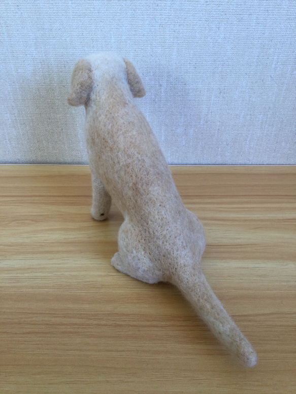 羊毛フェルト　犬　ラブラドールレトリバー 6枚目の画像