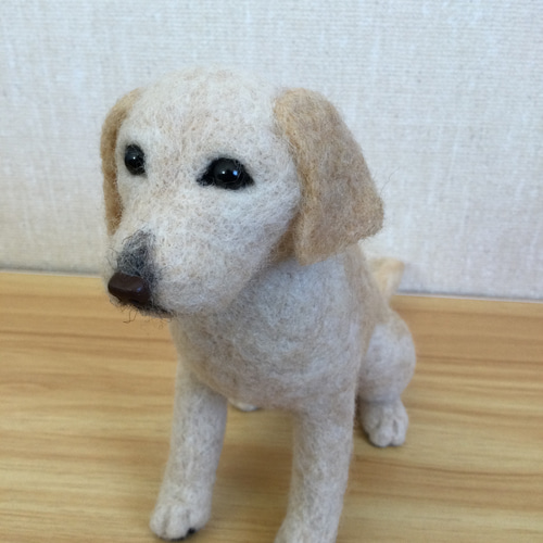 羊毛フェルト 犬 ラブラドールレトリバー 羊毛フェルト masapan