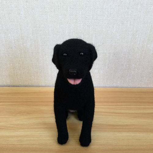 羊毛フェルト 犬 黒ラブ 羊毛フェルト masapan 通販 17358038｜Creema