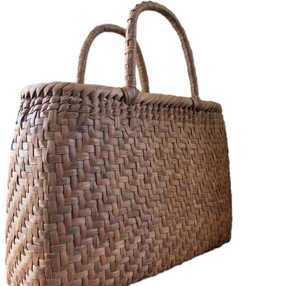 【お得】山葡萄かごバッグ 手作り 籠バッグ 網代編み (約)幅32×本体高さ21.5×マチ10cm        Ω 人気・おすすめ｜使いやすい・旅行におすすめ 品質保証 全国発送 日本国内発送・最短翌日お届け