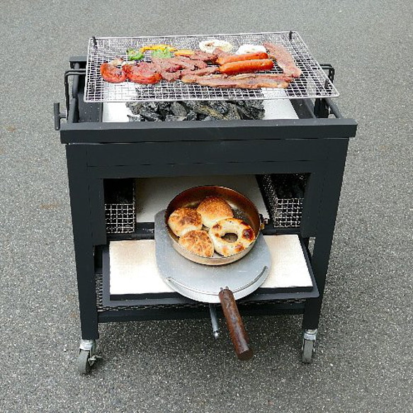 石窯付きバーベキュー炉 初号機 ﾊﾞｰﾍﾞｷｭｰ ﾎｰﾑﾊﾟｰﾃｨｰ ｷｬﾝﾌﾟ ﾋﾟｻﾞ窯 石窯 炭焼きｵｰﾌﾞﾝ 日 3枚目の画像