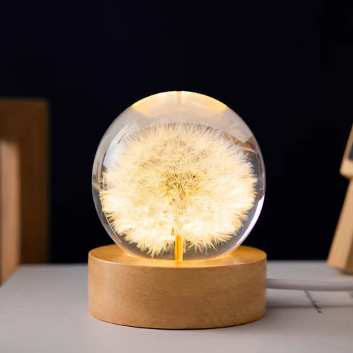 永生花 たんぽぽ 装飾品 蒲公英テーブルフラワー飾り置物 ギフト テーブルライト 本物のたんぽぽ綿毛 レジンキューブライト 木製台座 卓上ライト 間接