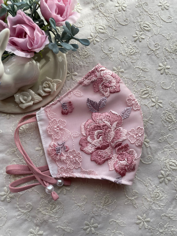 『刺繍レースマスク』定番ピンク 薔薇と桜♡ モーヴカラー 1枚目の画像