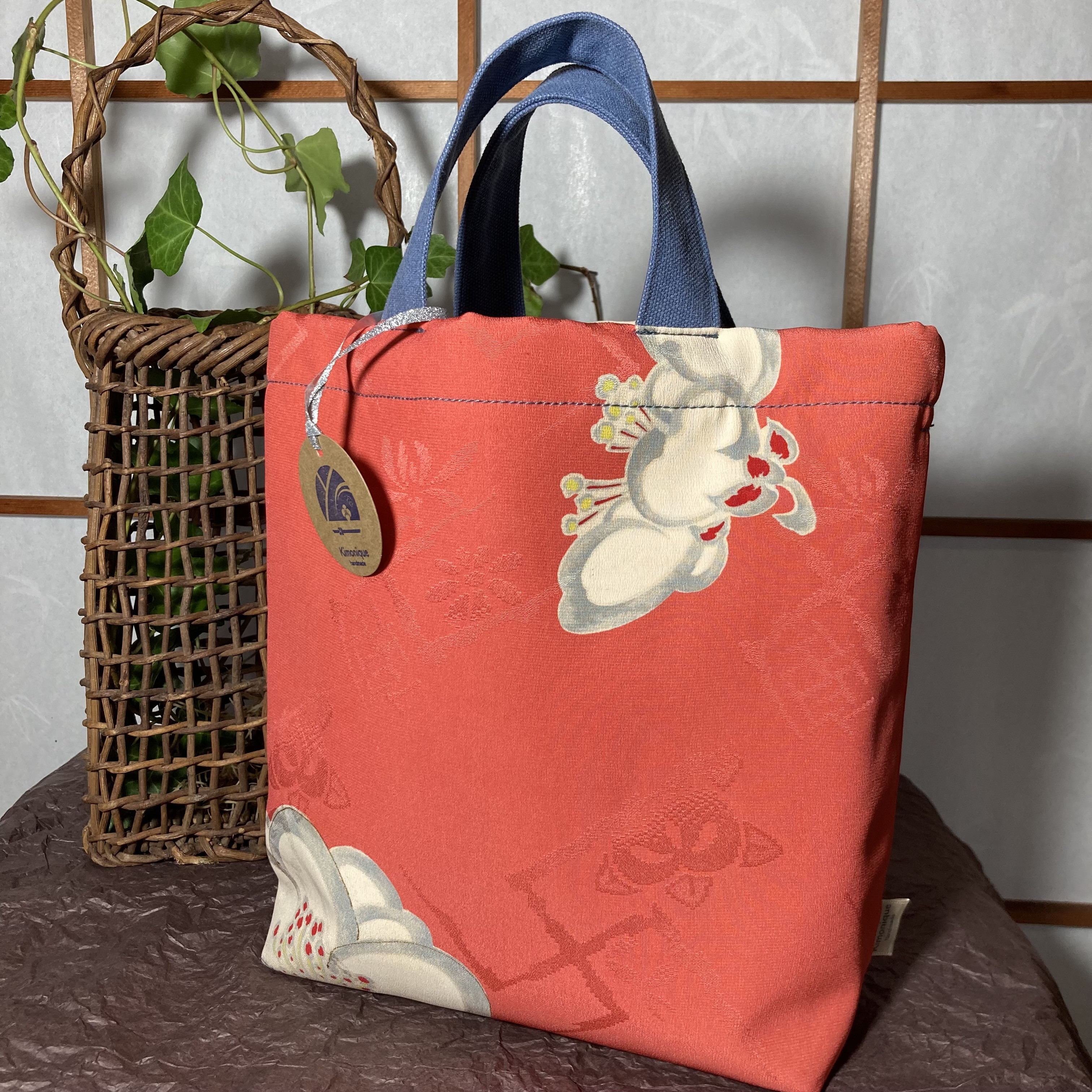 着物リメイク　オレンジピンク地　梅の花柄トートバッグ