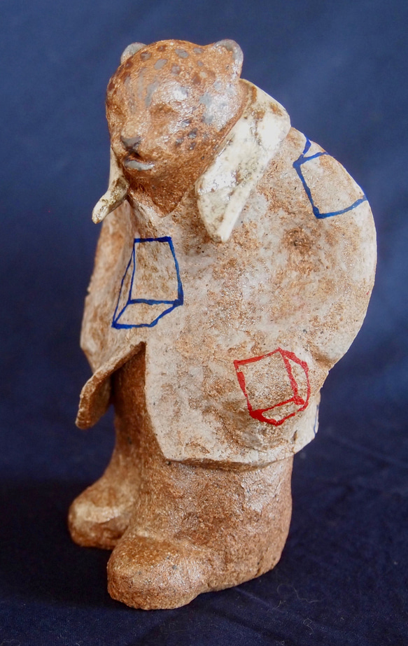 ブルーキャット 陶器製の猫の置物 4枚目の画像