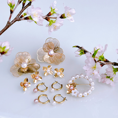 桜色淡水パール　ペリドット　ピアスチャーム 桜色淡水パール ペリドット ピアスチャーム 桜色淡水パール