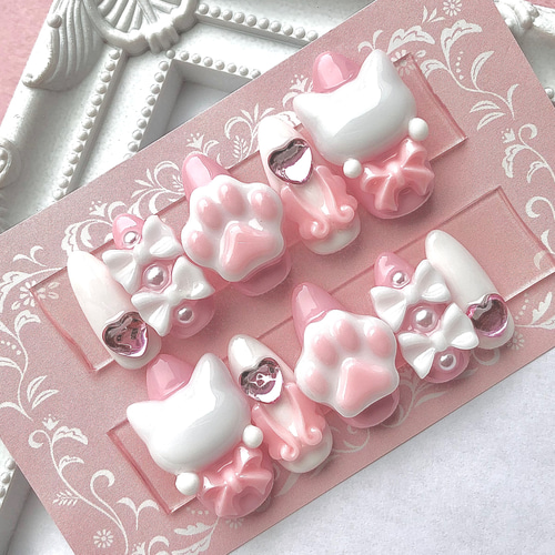 ネイルチップ 量産型 地雷 サブカル ピンク ホワイト 猫 肉球 天使  