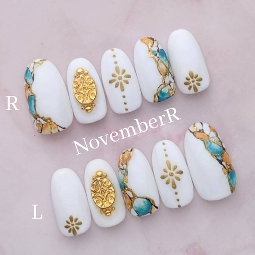 LA225☆大人エスニックネイルチップ ネイルチップ（つけ爪） NovemberR