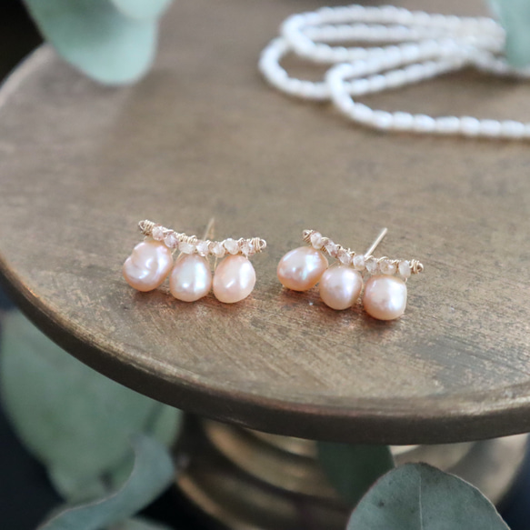 ｛ピアス/イヤリング｝14kgf/line earrings 淡水パール 2枚目の画像