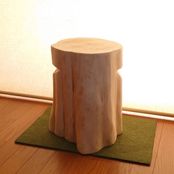 抜群の存在感 切株椅子・根本使用・丸太テーブル・オーガニック・超ラージサイズ 2枚目の画像