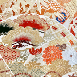 帯のタペストリー　アンティーク　花々の扇　着物リメイク インテリア　掛け軸 　古民家　おしゃれ　日本　和風　縁起物 7枚目の画像