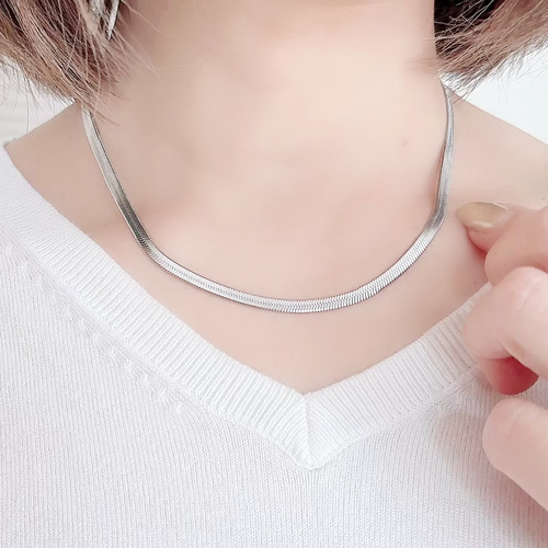 シルバー ステンレススチール ロングチェーンネックレス*4 スネークチェーン4ミリ幅ネックレス【サージカルステンレス