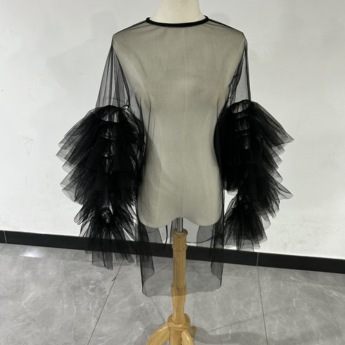 フリルカーディ グリーン ソフトチュールチュニック フェミニンな  