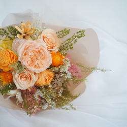 淡いピーチカラーのプリザーブドフラワー花束 bouquet 11枚目の画像