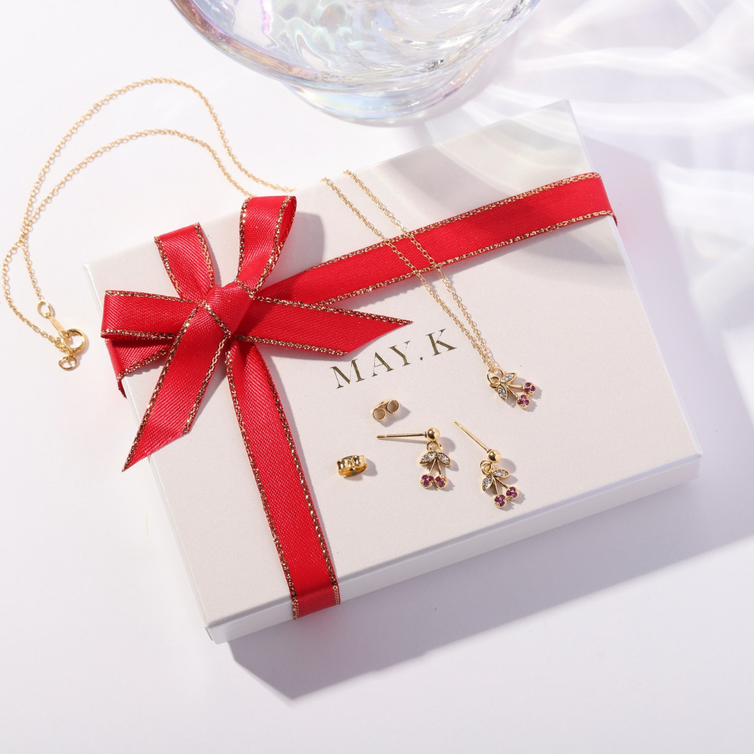 【BOX入】2点セット◇CZさくらんぼピアス&ネックレス◇アレルギー対応◇フルーツモチーフ◇ゴールド